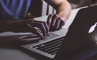 css页面背景布局设计